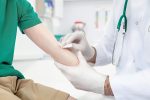 Softa Swabs I Alkoholtupfer zur Hautreinigung I Packung à 100 Stück – Bild 3